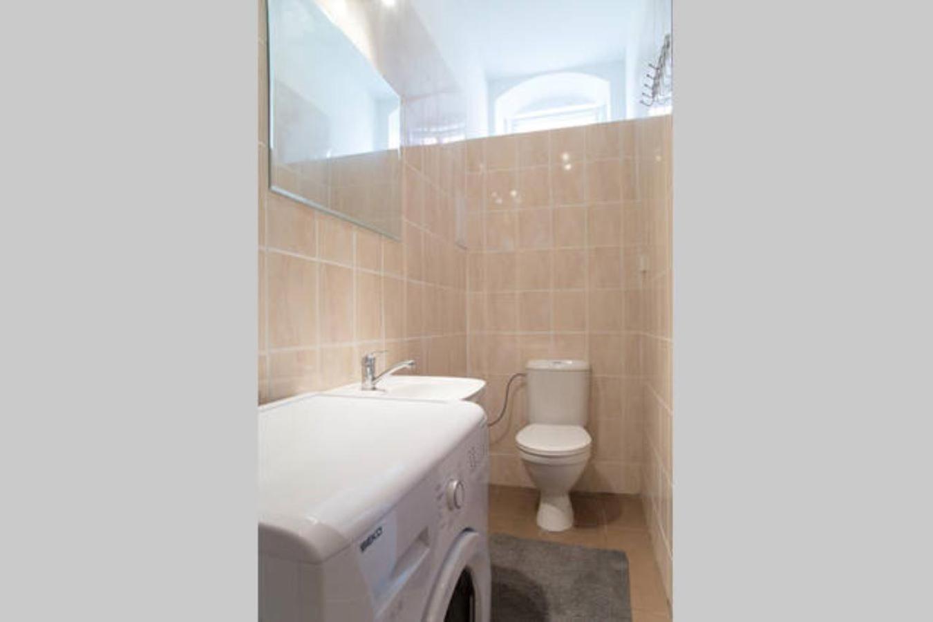 Romantic Central Flat 브라티슬라바 외부 사진